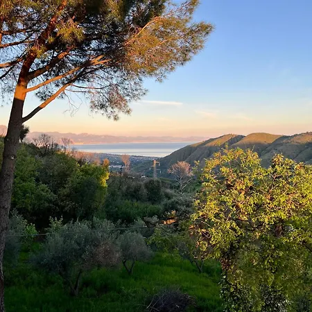 Oasi Di Pace Tra Mare E Natura, Cefalu